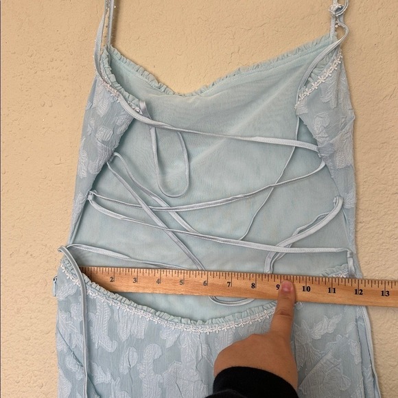 HOUSE OF CB 'Joan' Bluebell Lace Up Back Maxi Dress NWOT Size XS - Picture 6 of 16